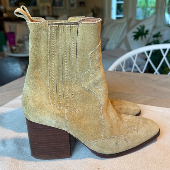 SÉZANE Frankie Mid Heel Boots in Tan Camel Suede Leather sz US 7 / FR 8 EUC - Picture 10 of 15